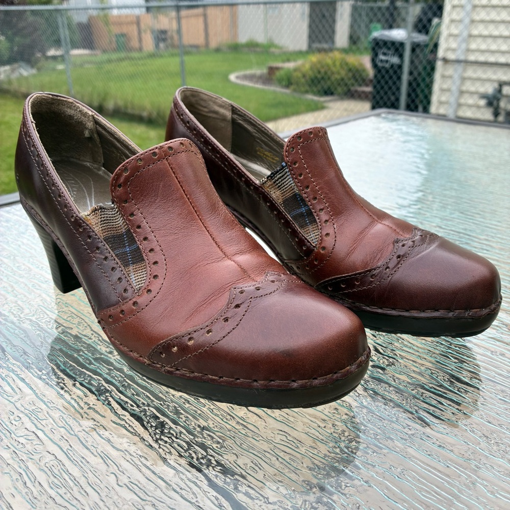 Josef Seibel Women's Brown Wing Tip Leather Slip On Chunky Heels Shoes